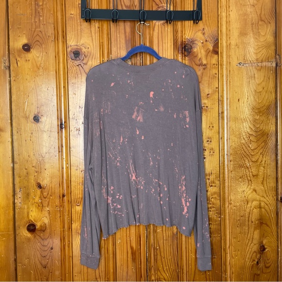 Kendall + Kylie Bleach Bleach Wash Crewneck Sweater NWT - Picture 6 of 12